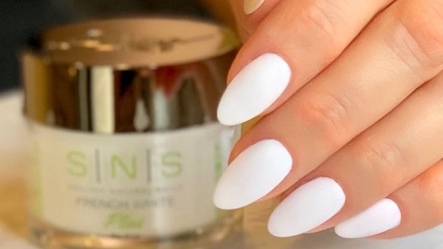 White Magic: Unleashing the Beauty of Dip Powder Nails in White