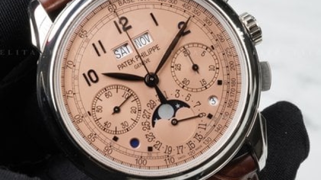 Timekeeping by Lunar Light: Discover the Allure of Moon Phase Watches